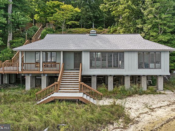 2nd image of 975 Wilton Creek Rd