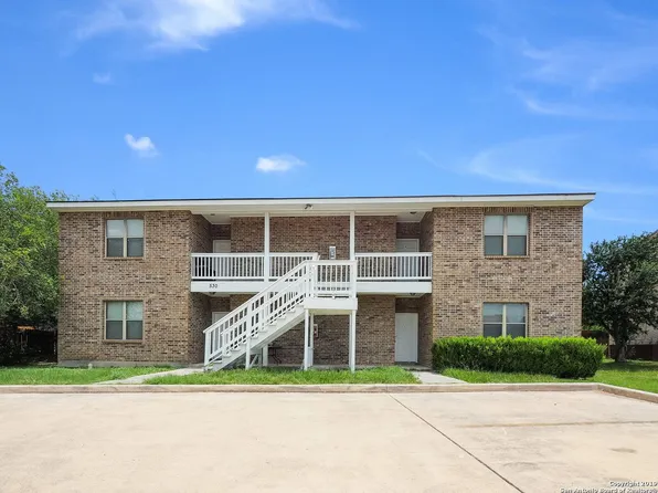 530 Dukeway APT 3, Universal City, TX 78148