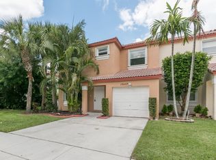 15117 NW 7th Ct, Pembroke Pines, FL 33028