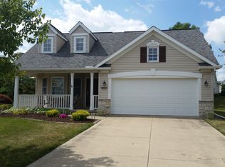 10306 Honeysuckle Ln, Broadview Heights, OH 44147