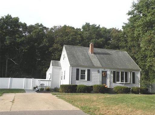 1st image of 30 Eastman Ave
