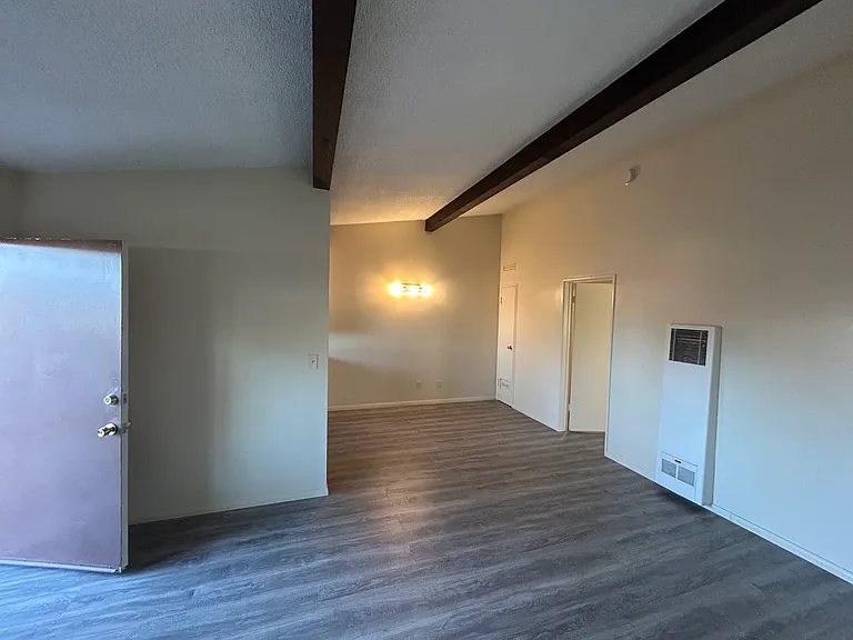 351 E Rossellen Pl #11 — Photo 2