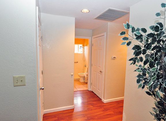 3rd image of 10287 Lochner Dr