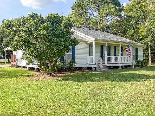 3562 Grand Point Hwy, Breaux Bridge, LA 70517
