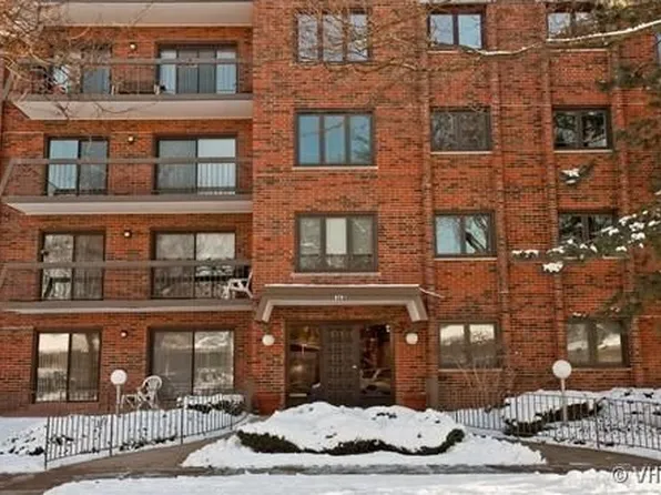 9201 Drake Ave APT 207S, Evanston, IL 60203