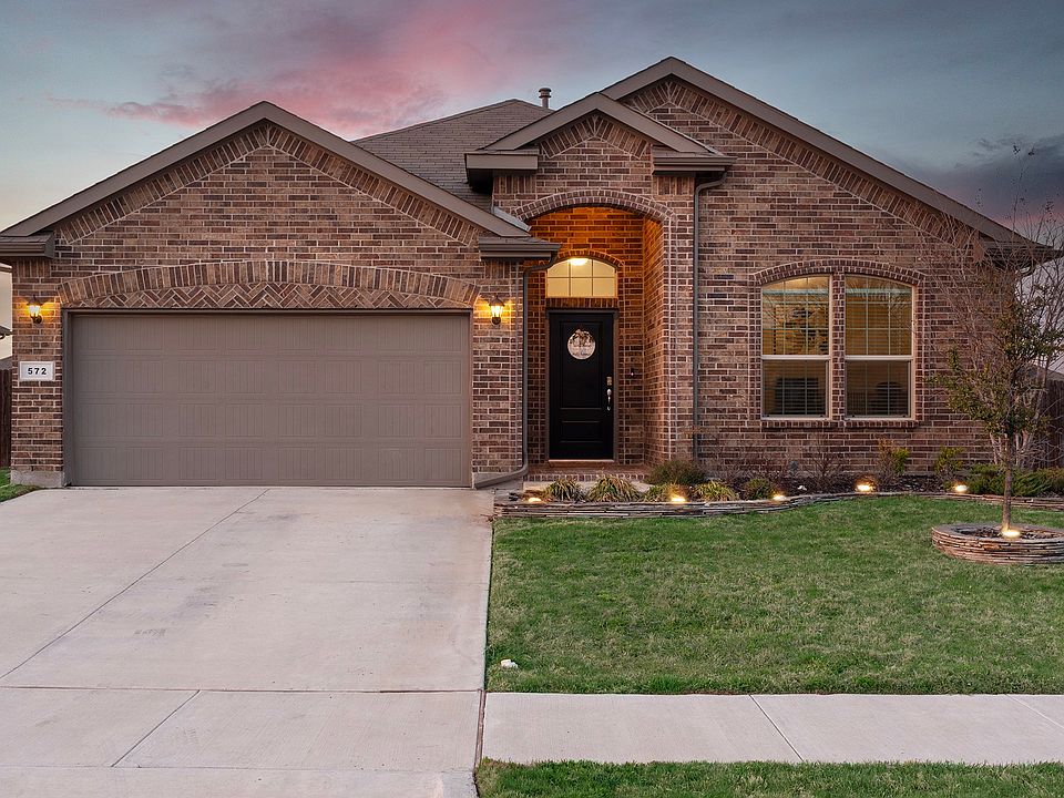 1st image of 572 Redding Dr