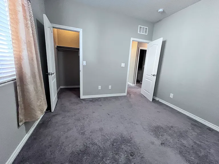 3452 Royal Calloway Ave — Photo 16