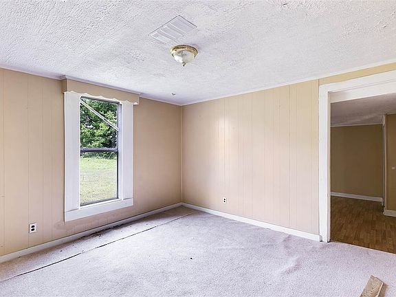 5th image of 117 Dupree St