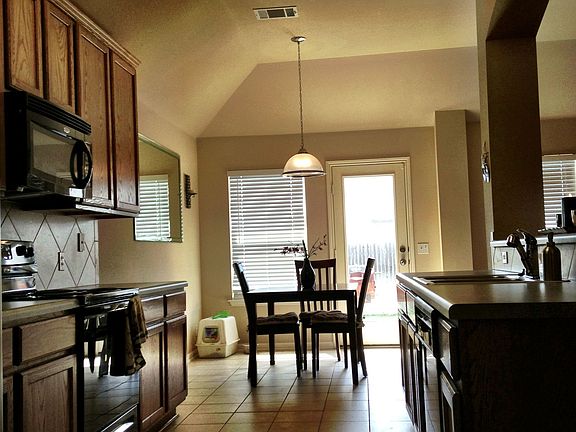 5th image of 17729 Bridgefarmer Blvd