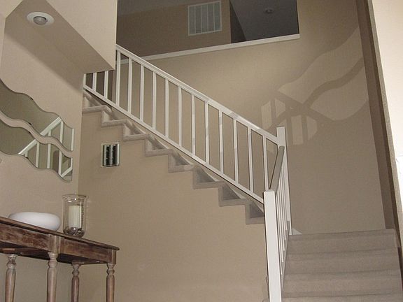5th image of 5532 NW English Hill Ct