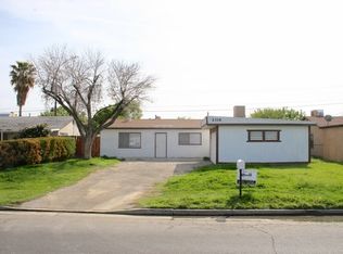 2316 Castro Ln, Bakersfield, CA 93304