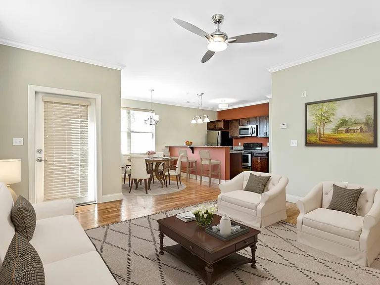 Riverwalk Apartments — Photo 5