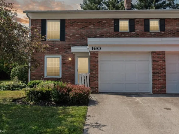 160 Chatham Way #160H, Mayfield Heights, OH 44124