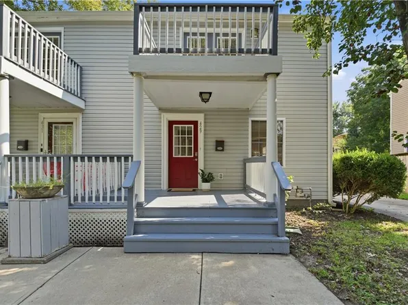 429 E 63rd Ter, Kansas City, MO 64110