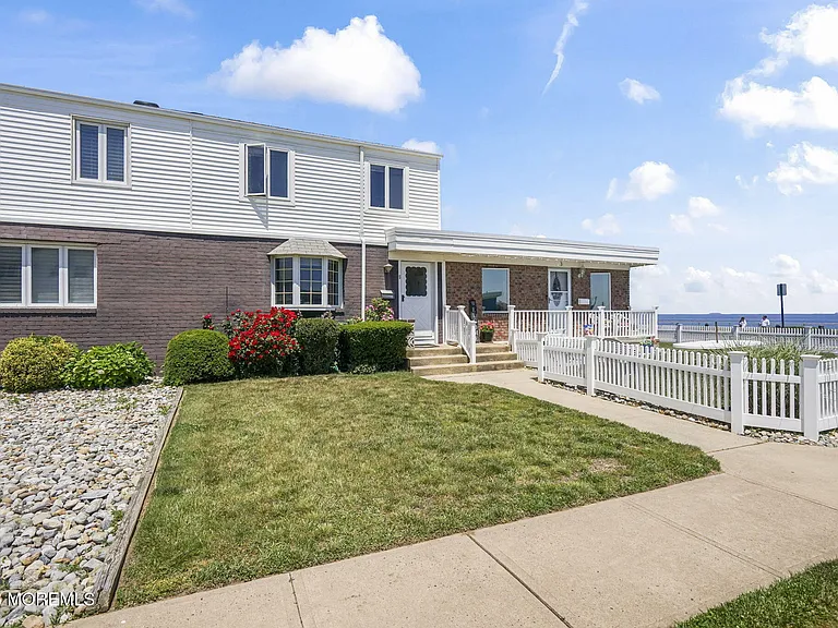 5 Vine Ct — Photo 20