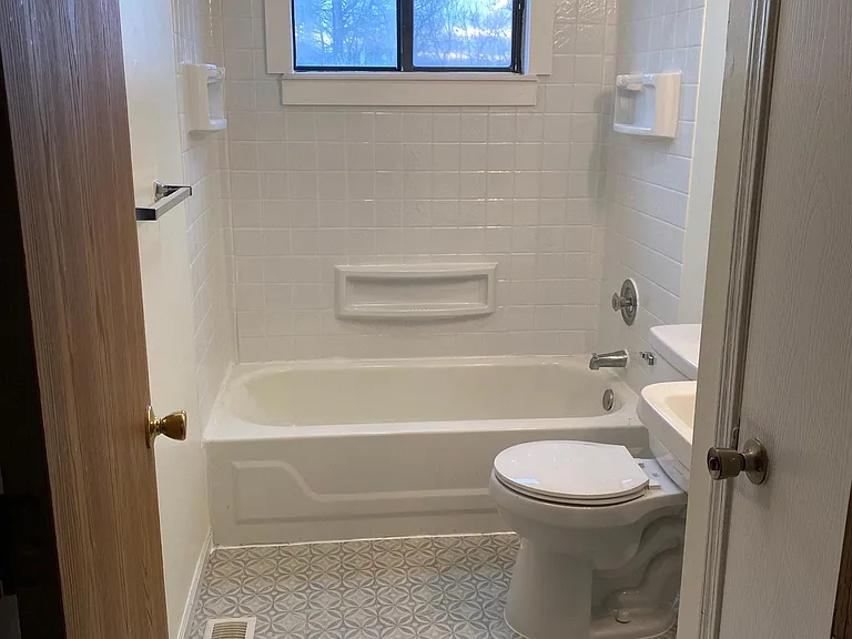 Full bath with linen closet on 2nd level
