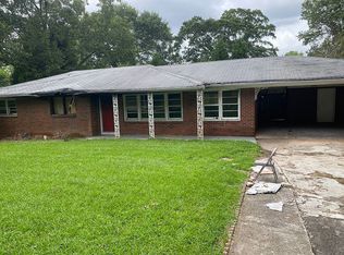 1696 Carla Dr, Morrow, GA