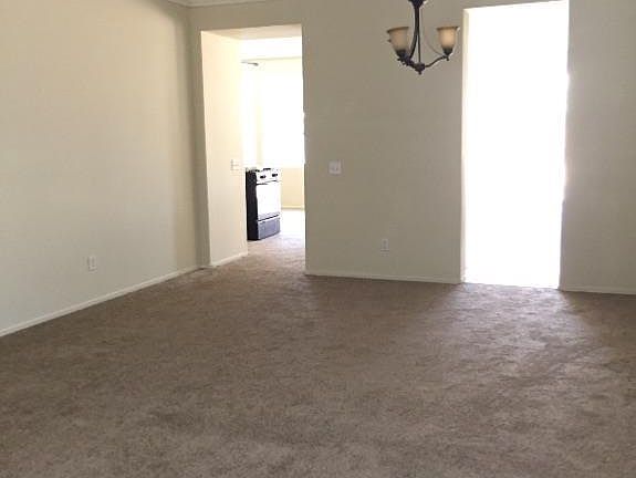 3rd image of 13124 Woodland Ct