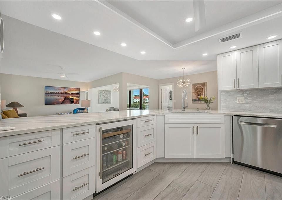 607 Beachwalk Cir APT 102, Naples, FL 34108 Zillow