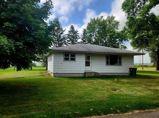 341 Evans St, Ruthton, MN 56170