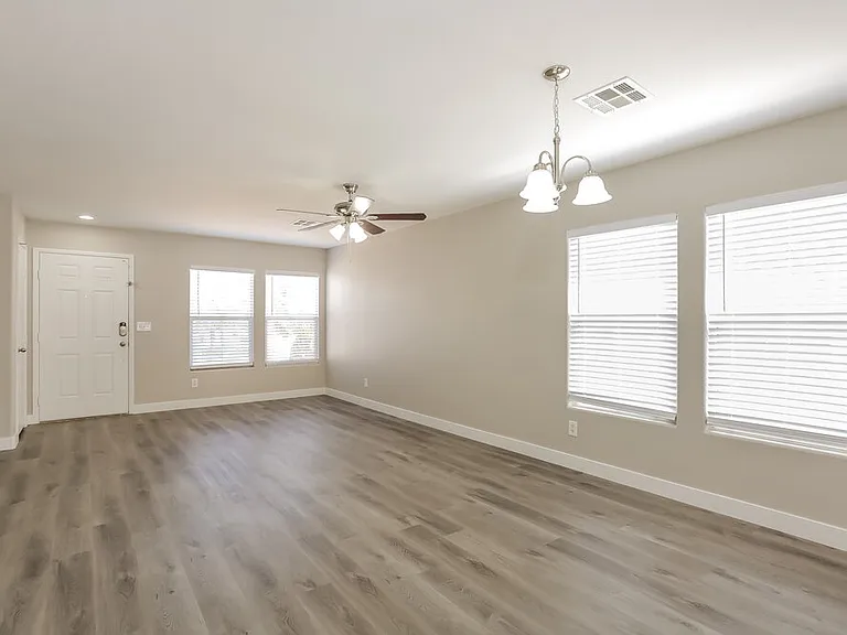 615 Backbone Mountain Dr — Photo 4