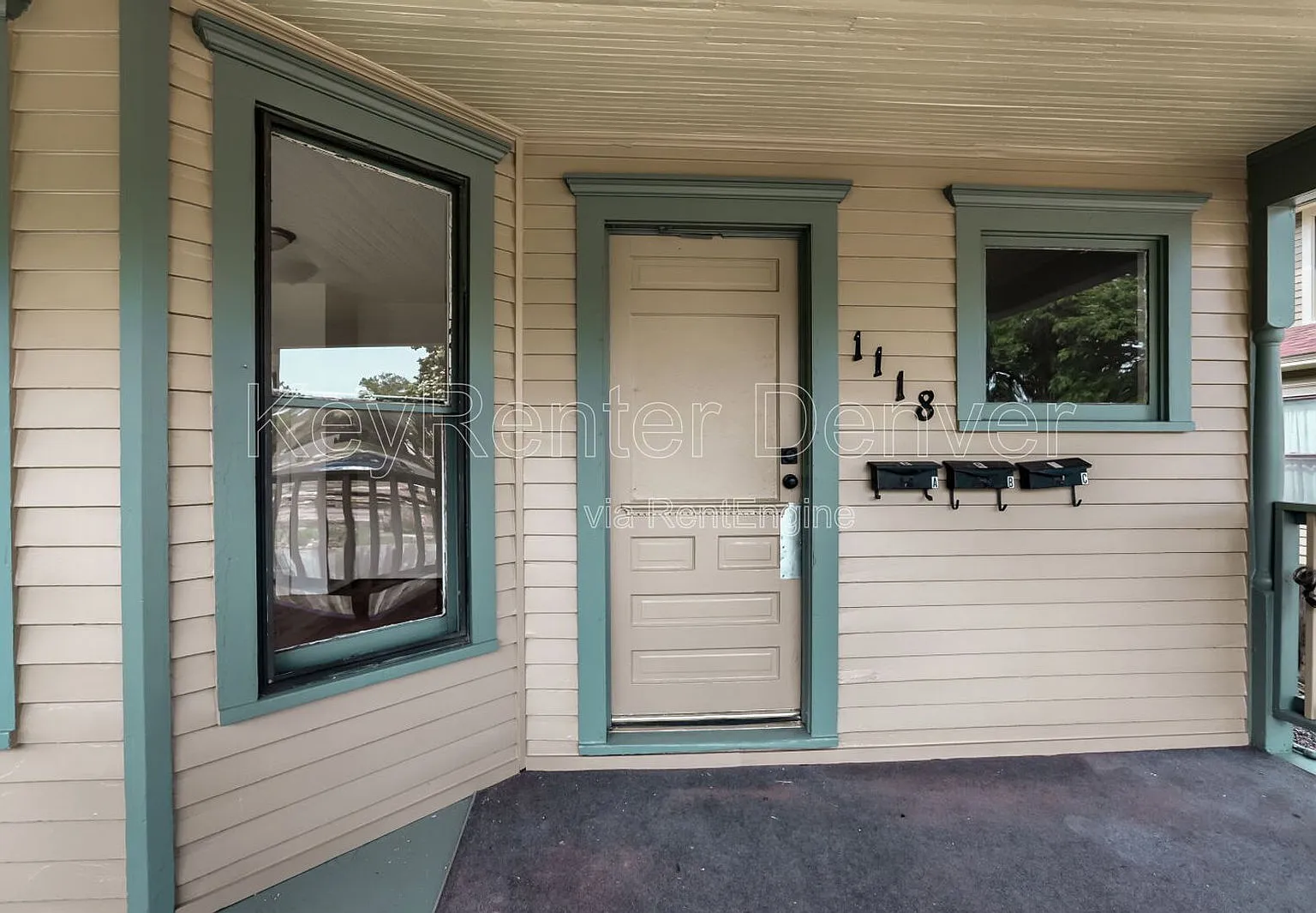 3 bed, 1.0 bath, $1,495 — Photo 2