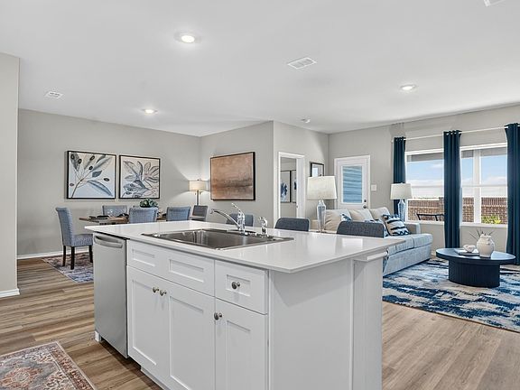 4th image of 153 Tumbleweed Dr
