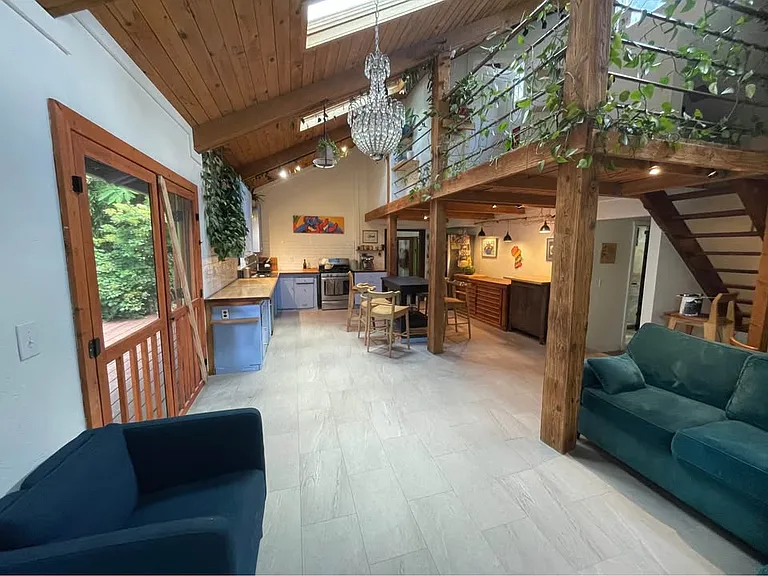 10190 SE 37th Ave — Photo 15