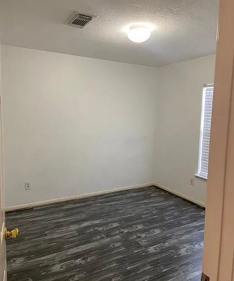 7903 Dairy View Ln — Photo 11