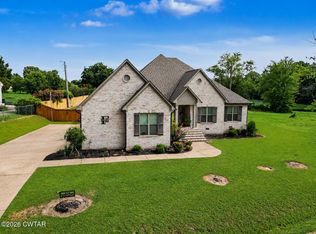 374 Chestnut St, Friendship, TN 38034