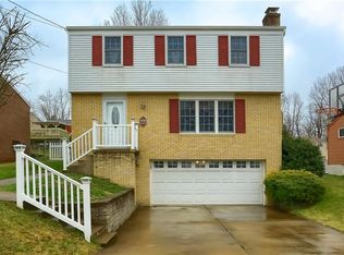 1543 Leona Ave, South Park, PA