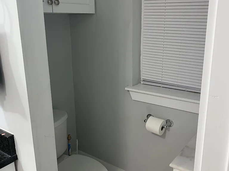 103 W 2nd St #208 — Photo 8