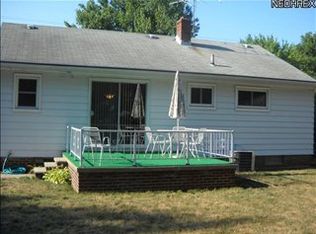 23113 Mildred Ave, North Olmsted, OH