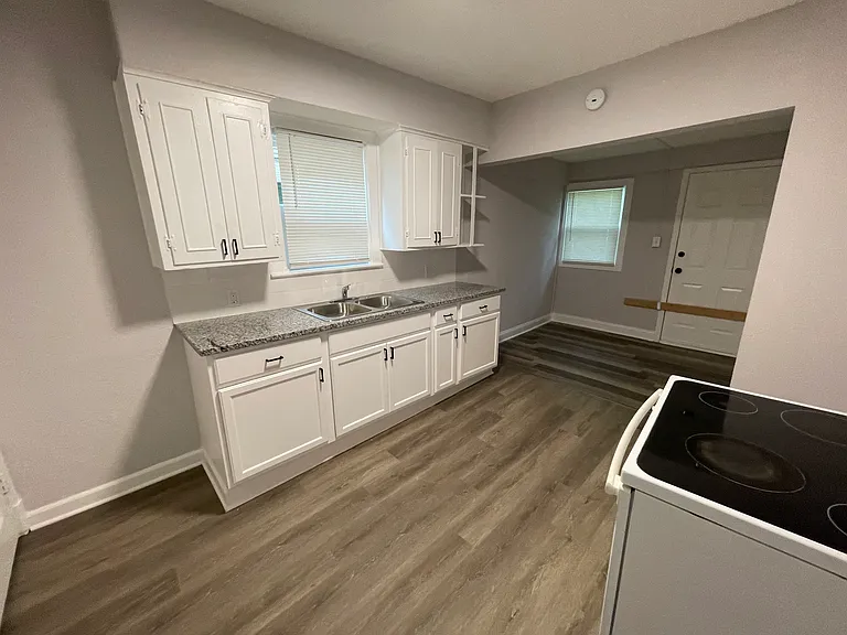 4221 Chestnut Ave — Photo 21