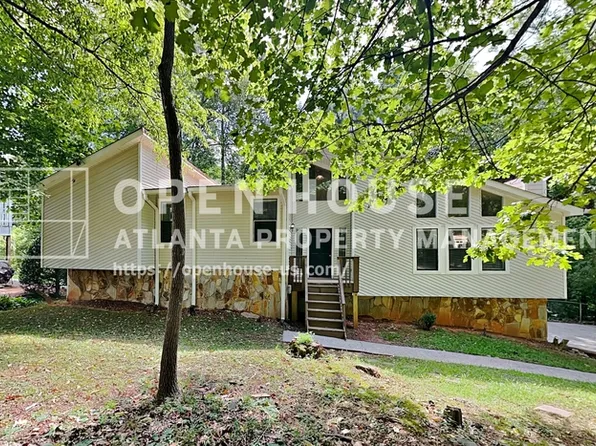 4515 King Springs Rd SE, Smyrna, GA 30082