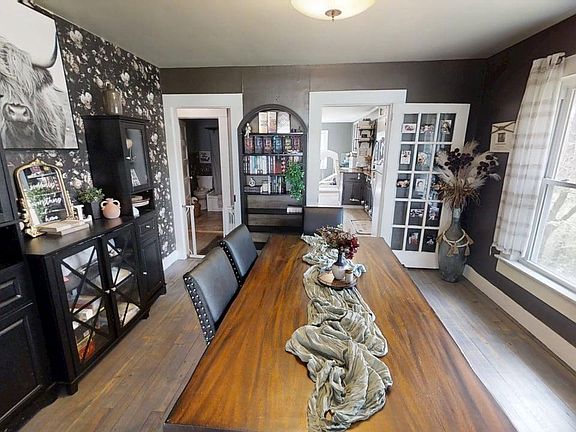 5th image of 3601 Woody Ln