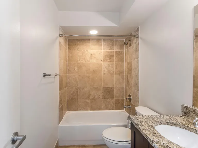 1310 K St SE #204 — Photo 20