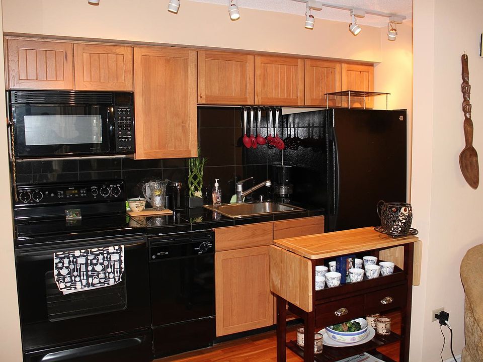 1st image of 1020 15th St APT 20M