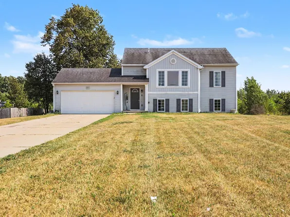 14627 Ivorystone Dr NE, Cedar Springs, MI 49319