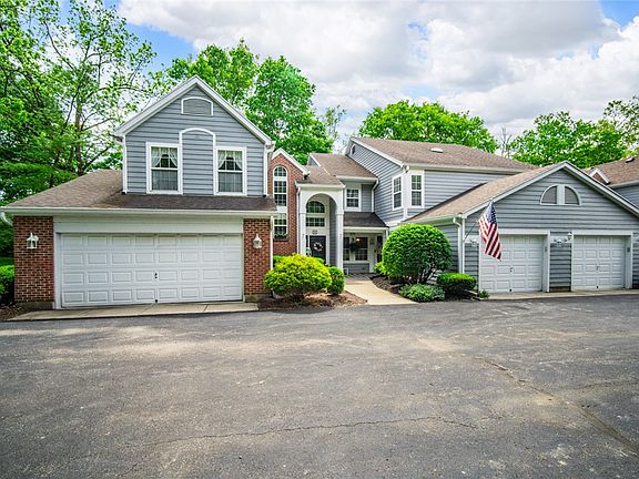 2nd image of 298 Elmwood Dr