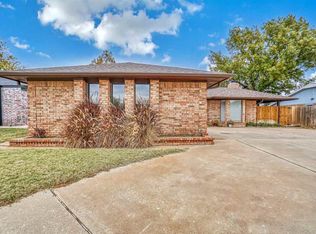 7221 NW Cherry Cir, Lawton, OK 73505