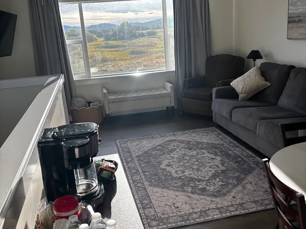 5325 Vaughn Dr #B, Bozeman, MT 59718