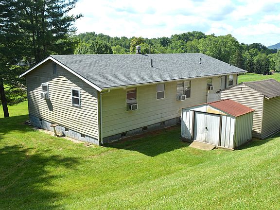 4th image of 48 Monarch St