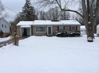 1042 Bronson Ave, Plainwell, MI 49080