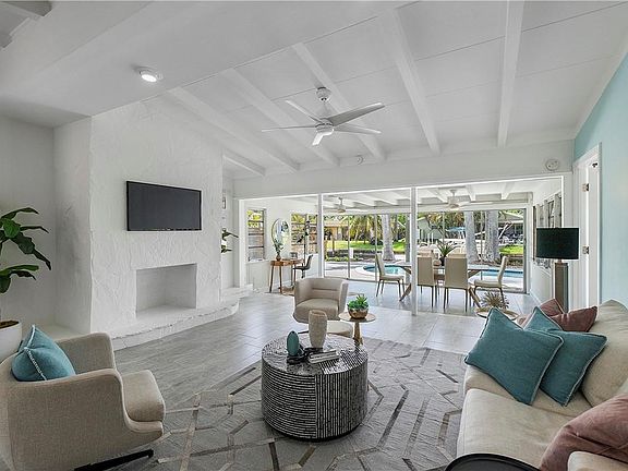 5th image of 2465 Bimini Lane