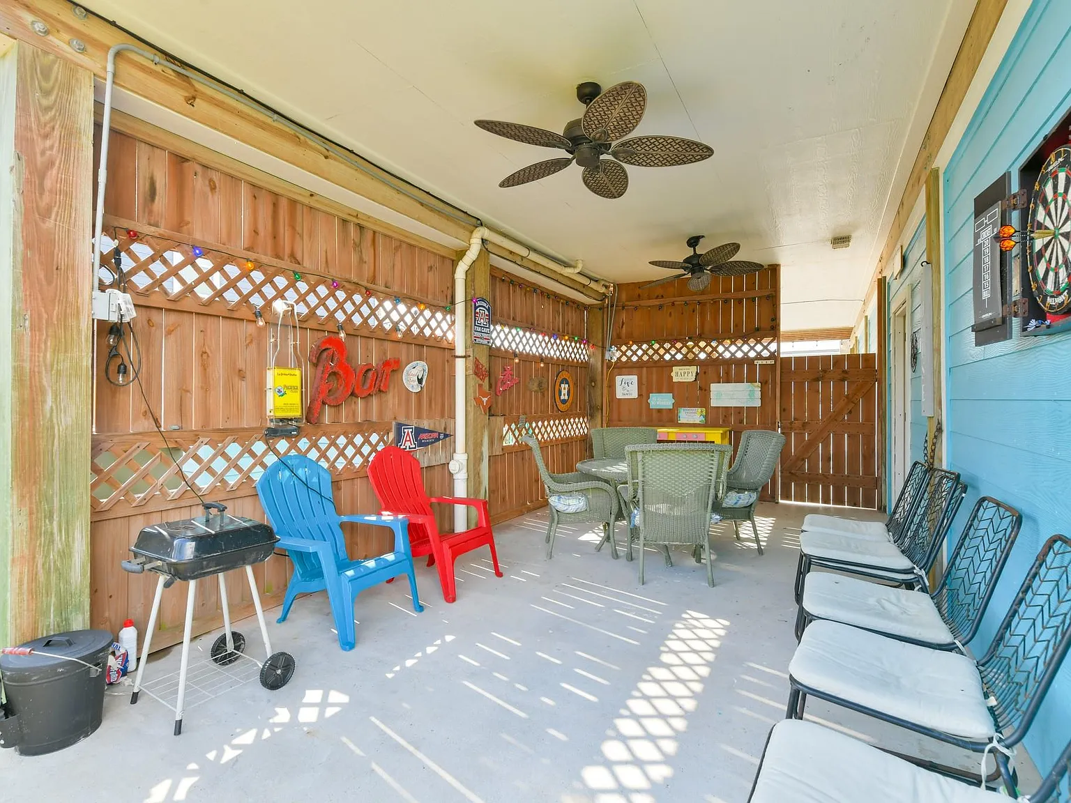 4 bed, 3.0 bath, 1350 sqft, $3,000 — Photo 4