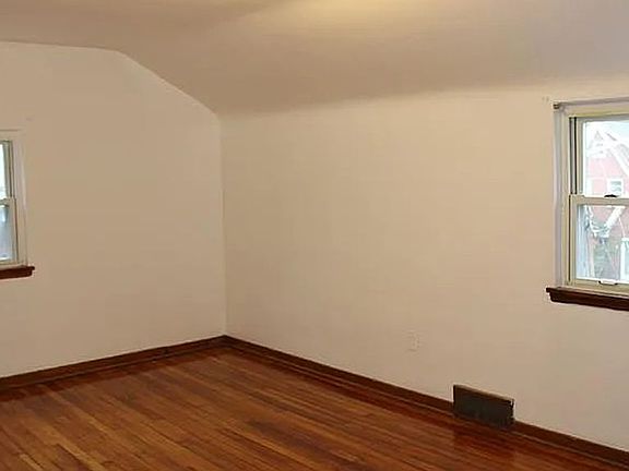 2nd image of 4038 Ludwick St
