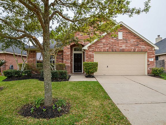 2nd image of 7506 Cove Royale Ln