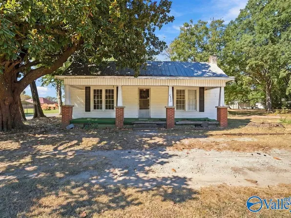 2033 Cleveland Ave SW, Decatur, AL 35601