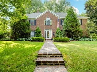 263 Ridgeway St, Saint Joseph, MI 49085